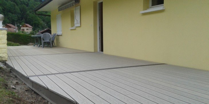 Terrasse en bois composite